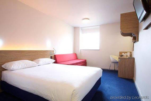 Redwings Lodge Wolverhampton Central Kültér fotó